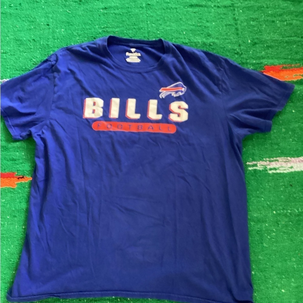 Buffalo Bills Blue T-Shirt, Fanatics-SZ XL
Pit to pit 21”
Length 27
@13